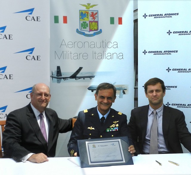 Left-Right-Colabatistto_CAE-Salamida-ITAF_Blue-GA_6033_01