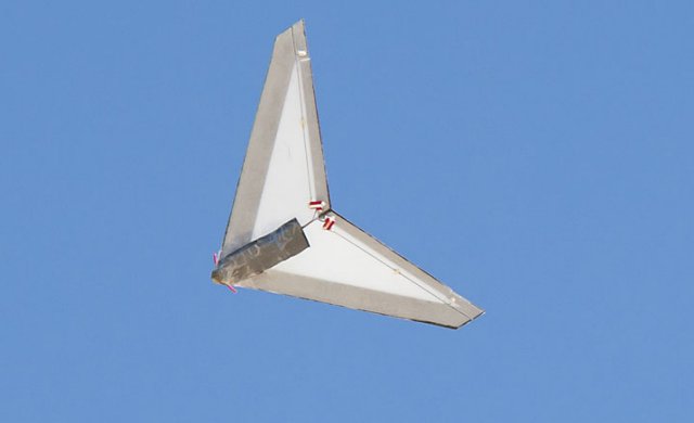 NASA-Armstrong-Flight-Research-Center-students-test-fly-Mars-Airplane-Prototype-1